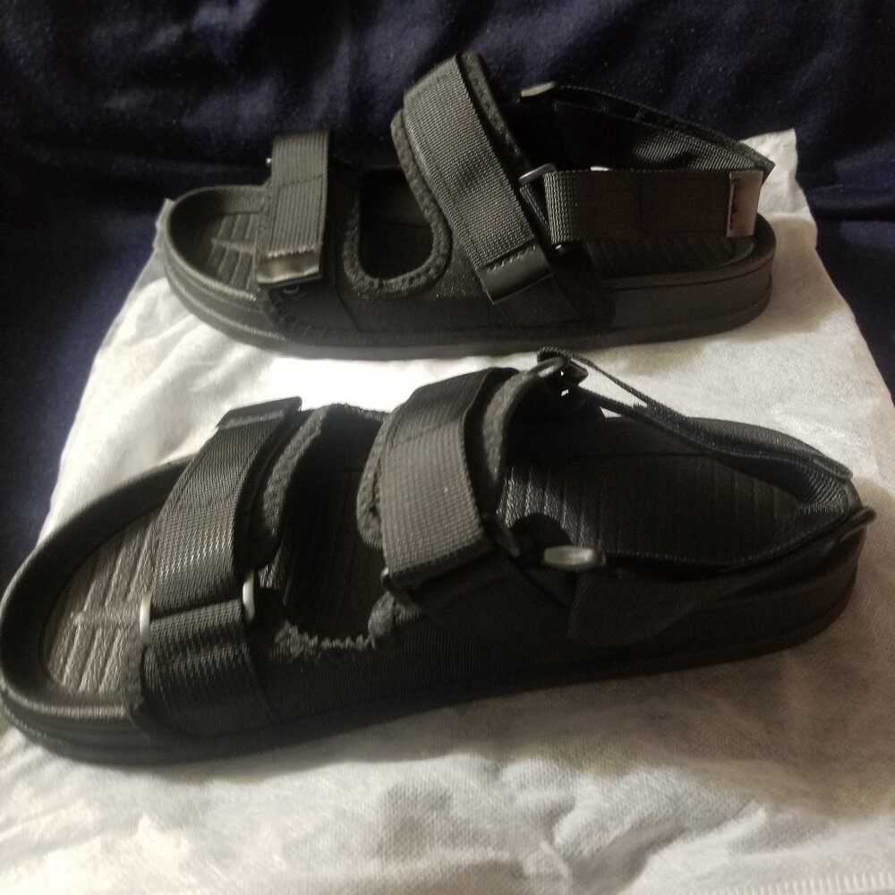 NWT women's size 9 black sandals - Picture 5 of 7